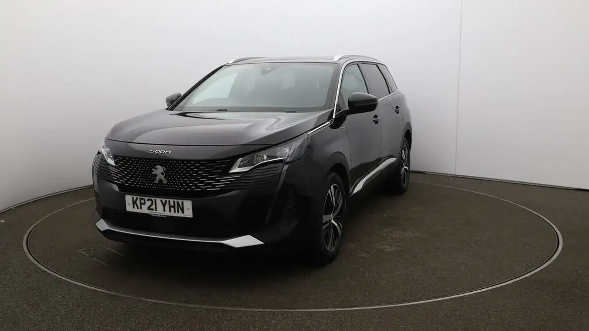 2021-peugeot-5008-suv-15-bluehdi-gt-eat8-big-32