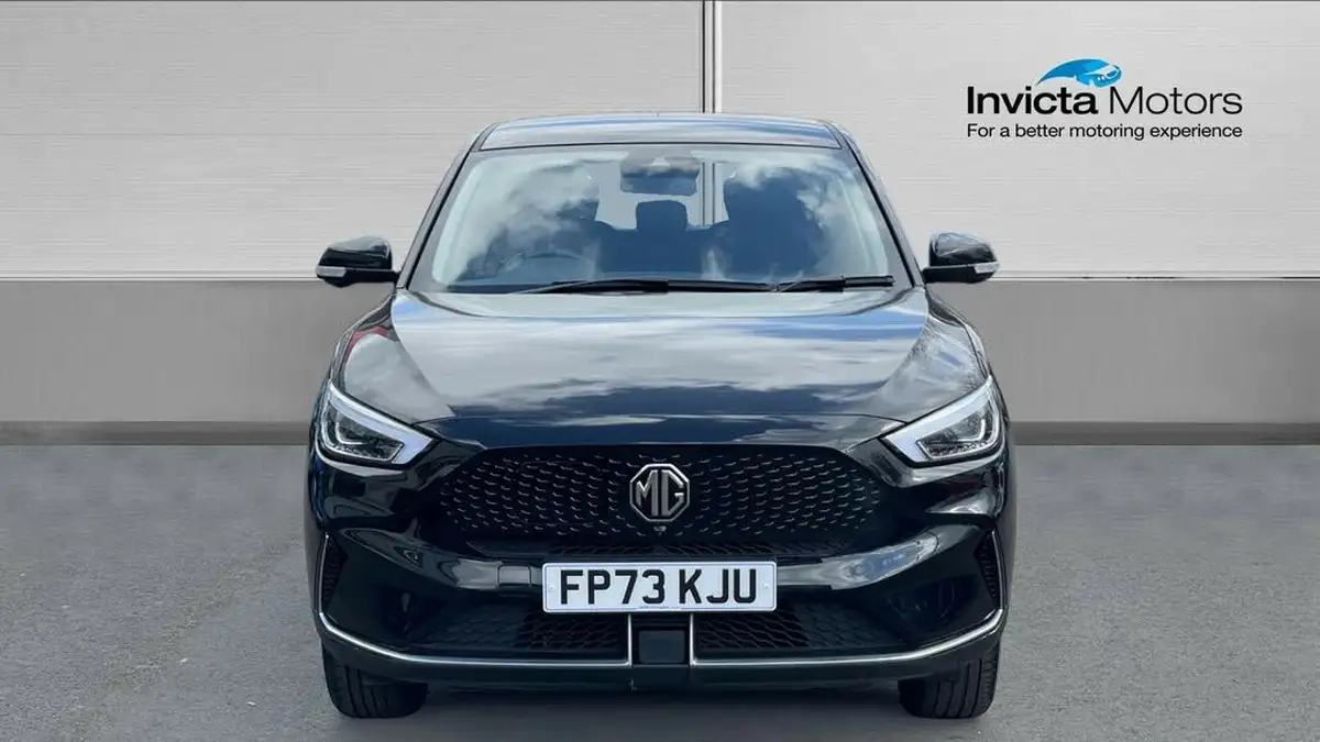 2023-mg-zs-suv-e-se-ev-156ps-long-range-big-7