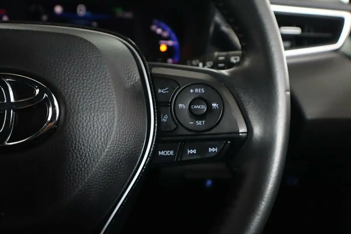 2021-toyota-corolla-20-vvt-i-icon-tech-touring-sports-big-13