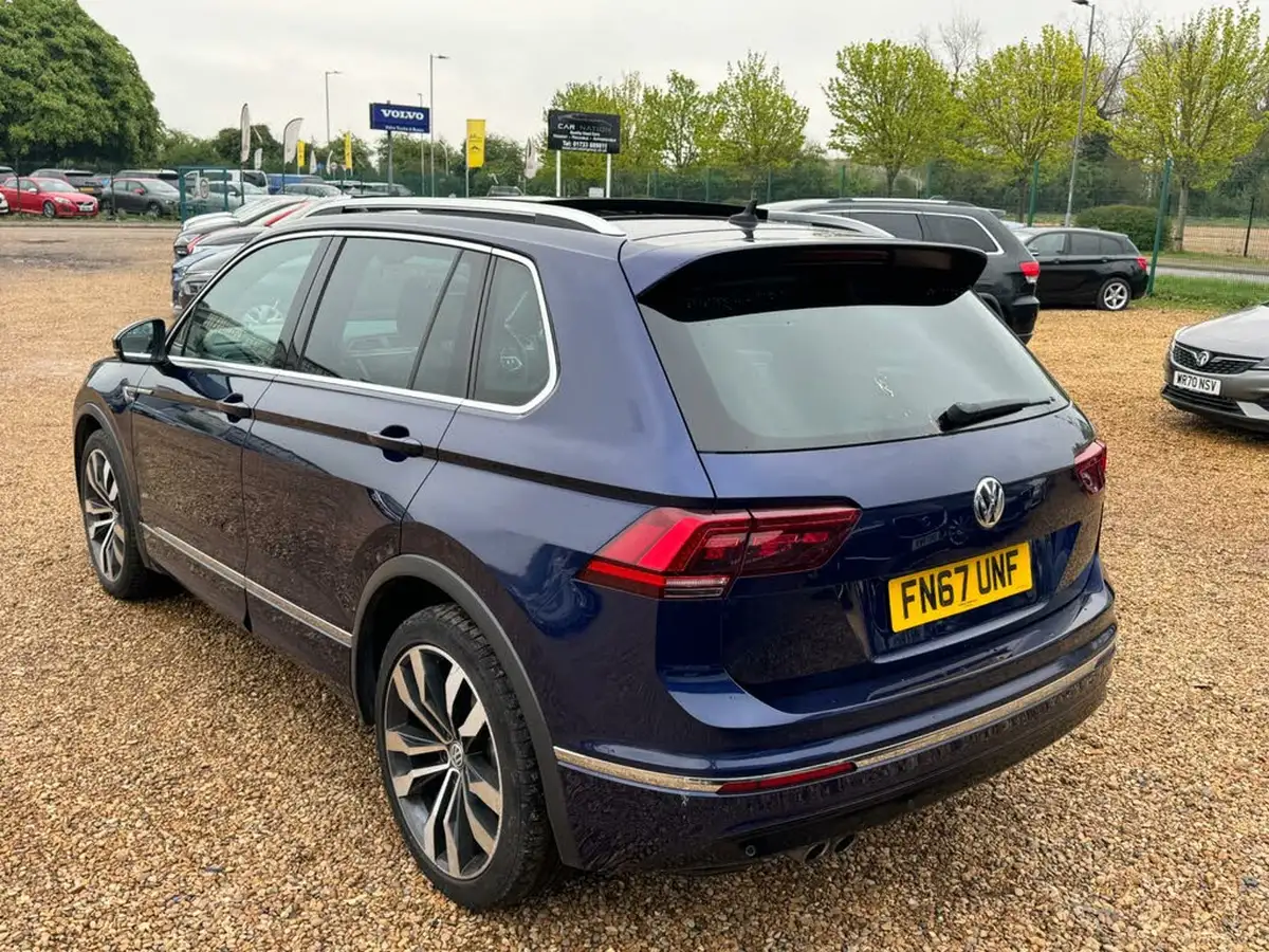 2017-volkswagen-tiguan-20tdi-r-line-ss-dsg-big-3