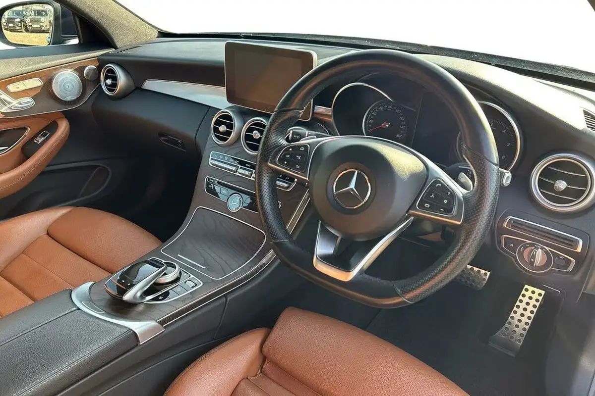 2018-mercedes-benz-c-class-21d-c250d-amg-line-premium-plusss-coupe-2d-big-5