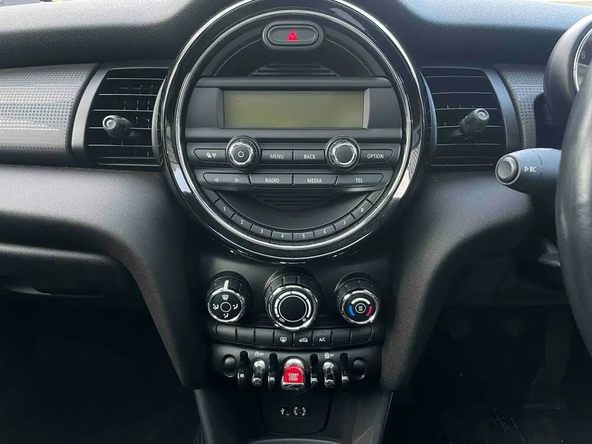2014-mini-cooper-15-cooper-3d-big-3