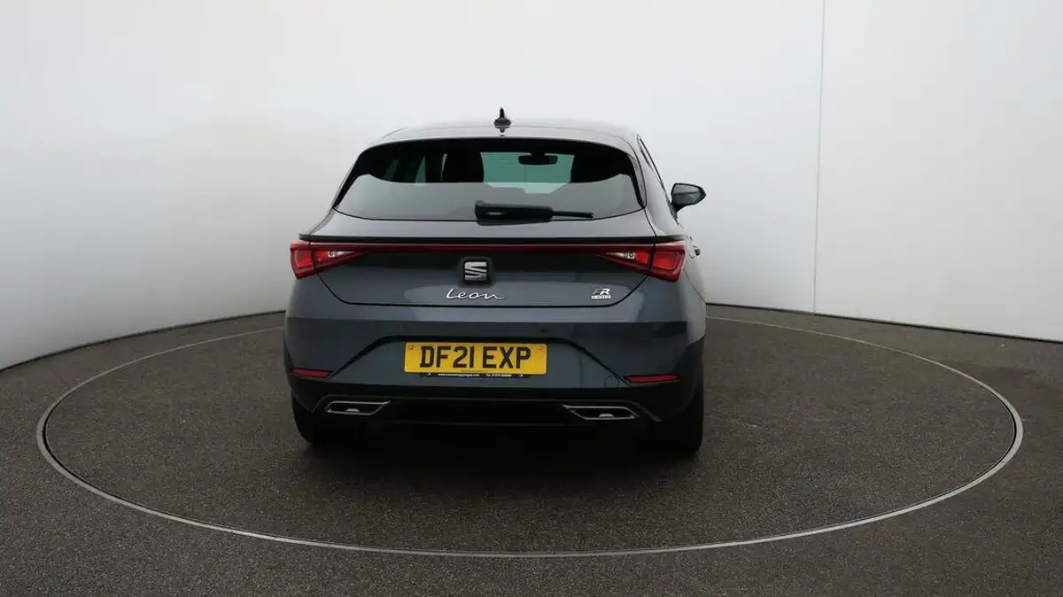 2021-seat-leon-14-e-hybrid-fr-hatchback-big-51