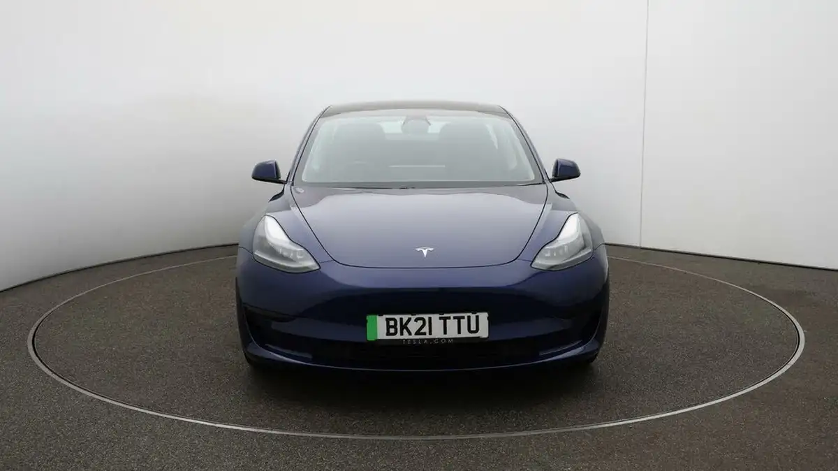2021-tesla-model-3-e-standard-plus-big-2