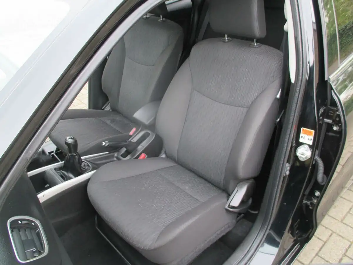 2017-suzuki-baleno-10-boosterjet-sz5-big-25