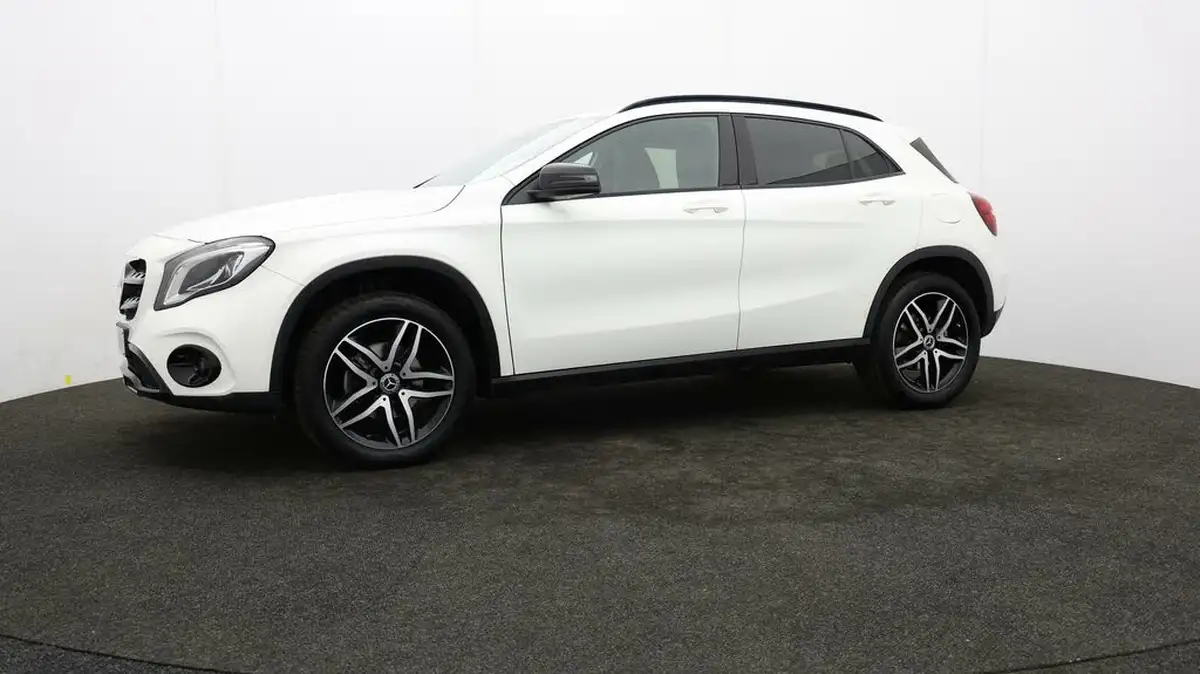 2019-mercedes-benz-gla-class-16-gla-180-urban-edition-7g-dct-big-57