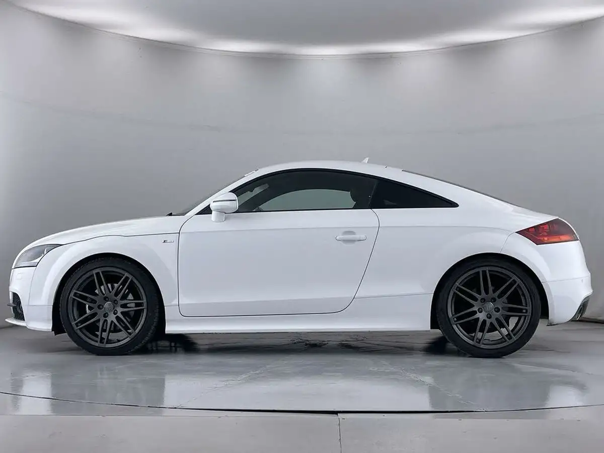 2014-audi-tt-coupe-20-tfsi-black-edition-big-46