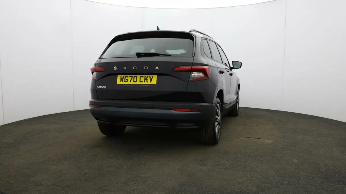 2020-skoda-karoq-15-tsi-se-drive-dsg-big-52