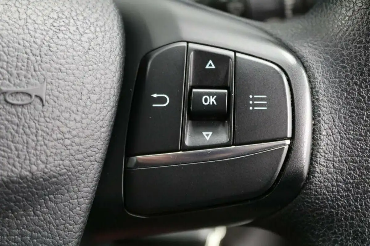 2023-ford-transit-20tdci-350-l2h1-leader-130pseu6dt-fwd-cab-big-34