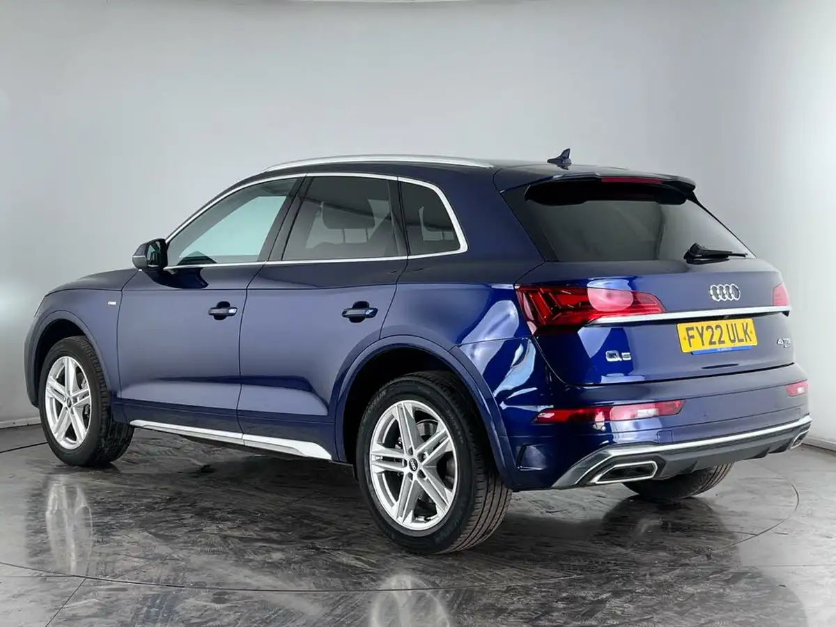 2022-audi-q5-20-45-tfsi-s-line-station-wagon-big-2