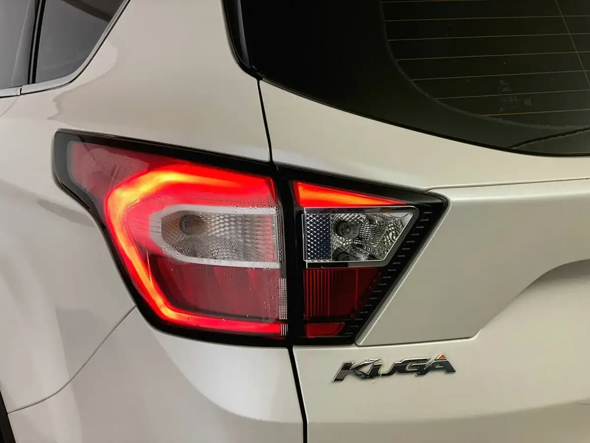 2017-ford-kuga-20tdci-titanium-x-180ps-awd-ss-powershift-big-36