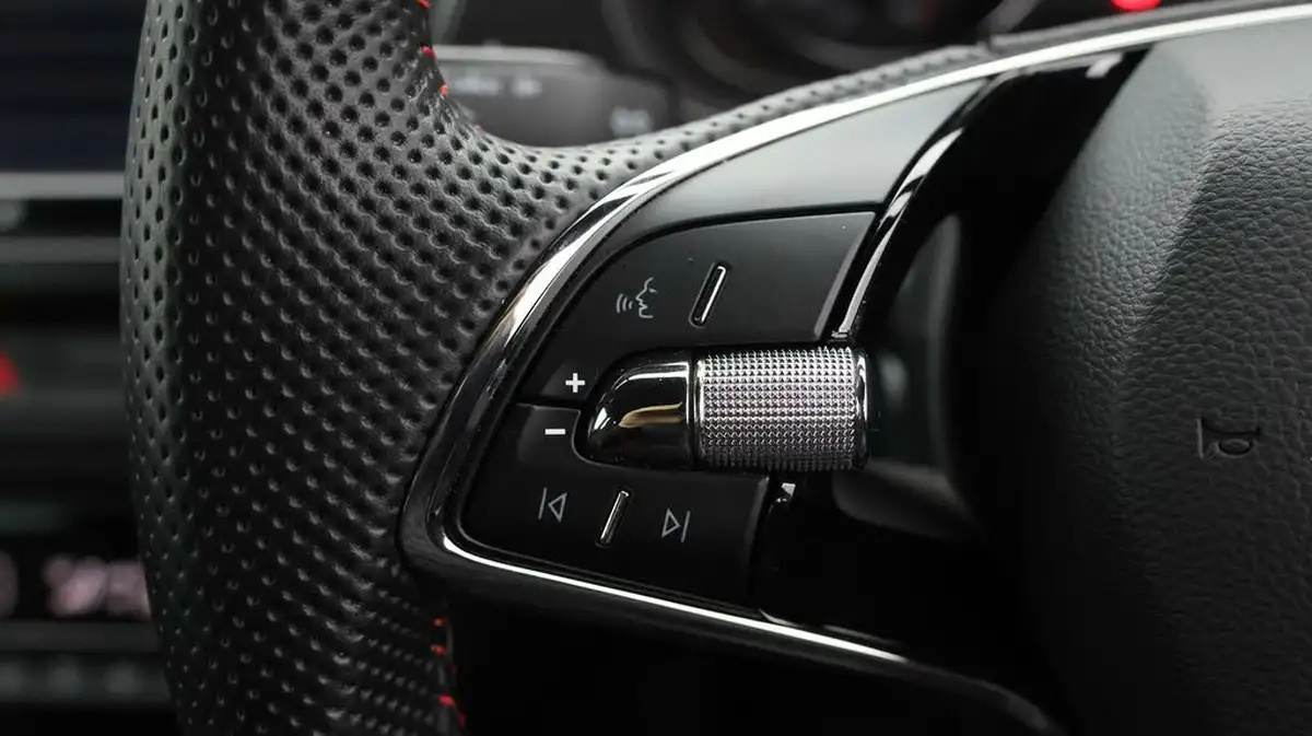 2021-skoda-fabia-10-tsi-monte-carlo-95ps-hatchback-big-20