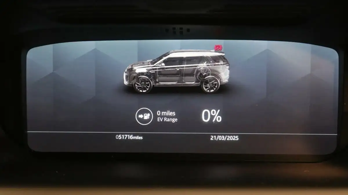 2022-land-rover-discovery-sport-15-p300e-r-dynamic-se-big-7