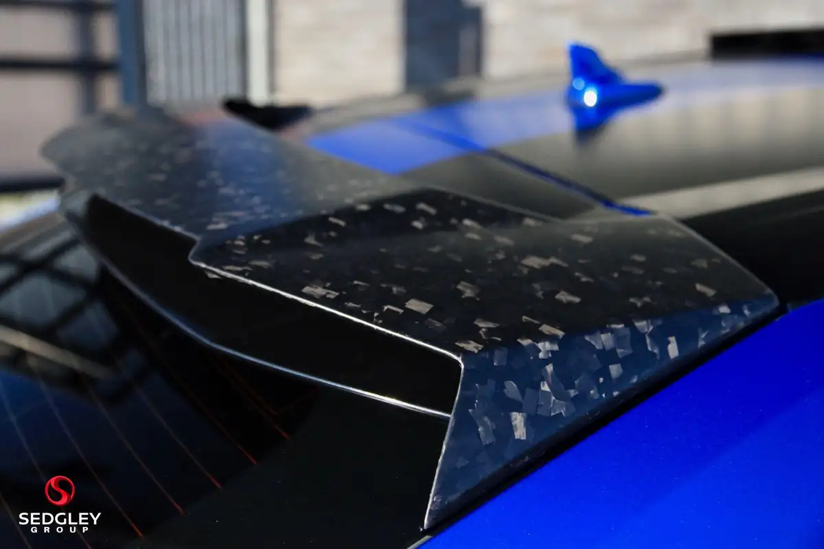 2022-lamborghini-urus-40-no-trim-big-22
