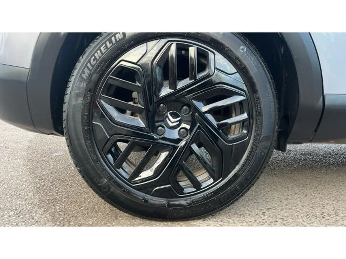 2024-citroen-c4-e-e-series-156ps-54kwh-big-6