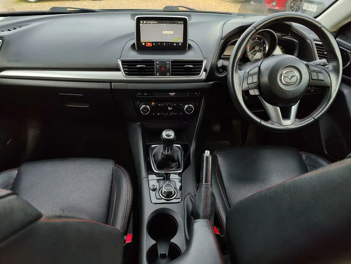 2014-mazda-mazda3-22td-sport-nav-hatchback-5d-big-16