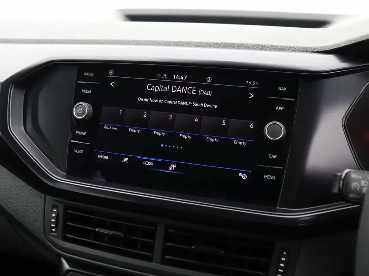 2021-volkswagen-t-cross-10-tsi-s-big-21