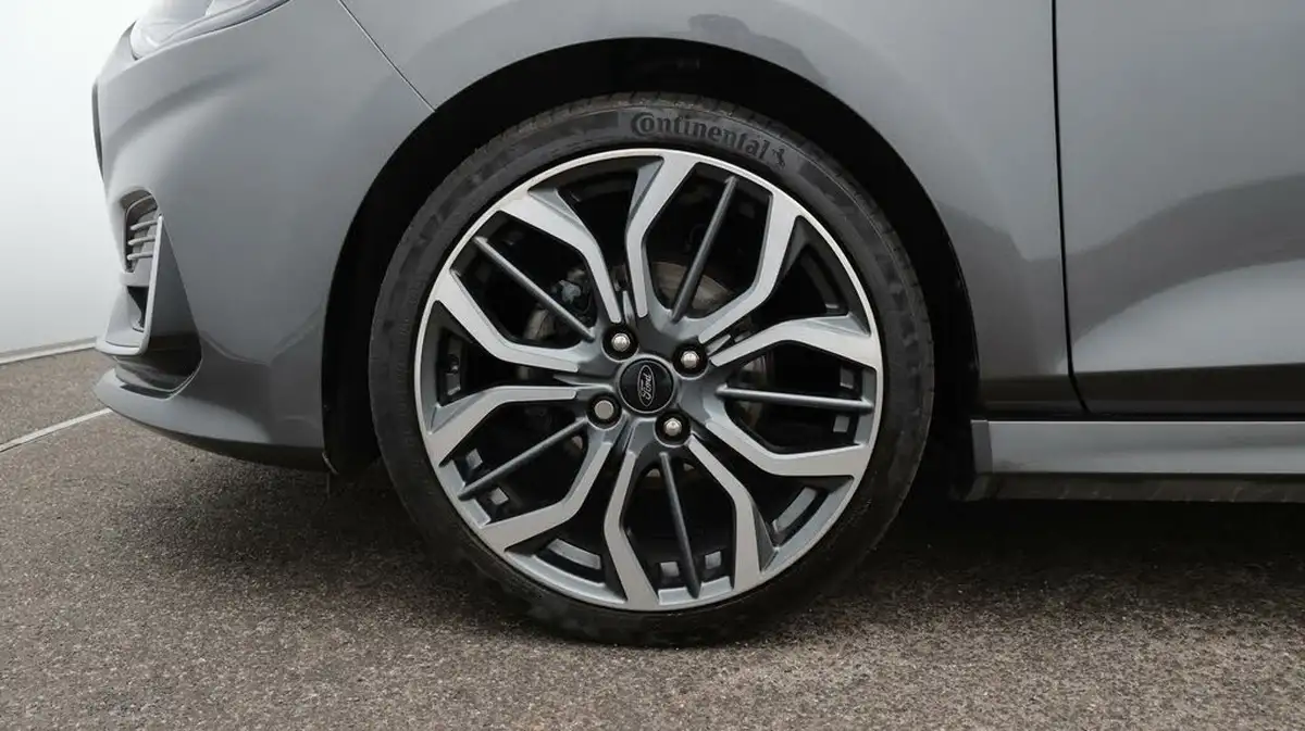 2022-ford-fiesta-10t-st-line-vignale-100ps-5d-big-18