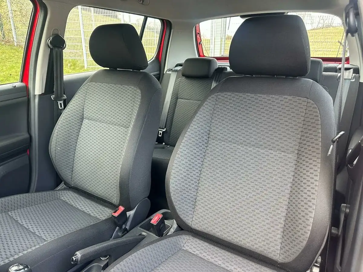 2014-skoda-fabia-12-se-12v-69ps-hatchback-1198cc-big-16