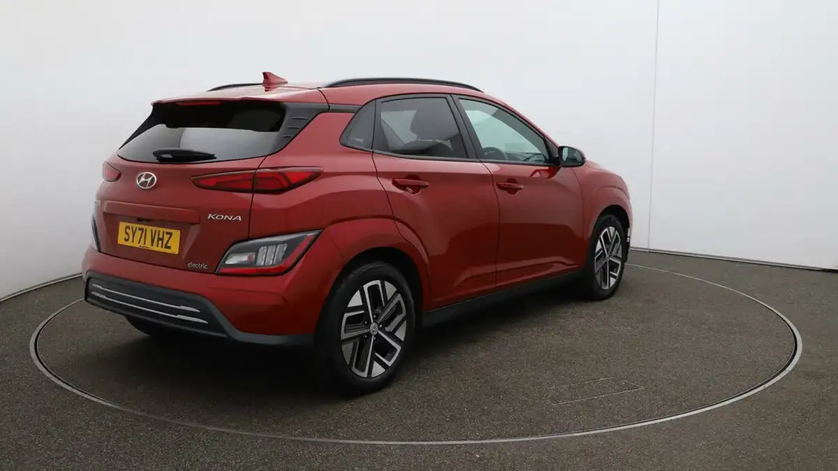 2021-hyundai-kona-e-ultimate-big-6