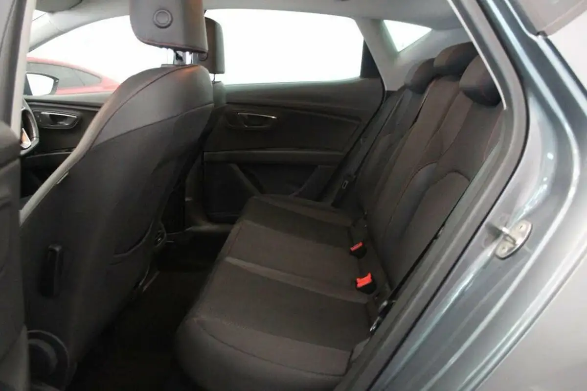 2015-seat-leon-14-fr-tech-pack-tsi-hatchback-5d-1390cc-big-46