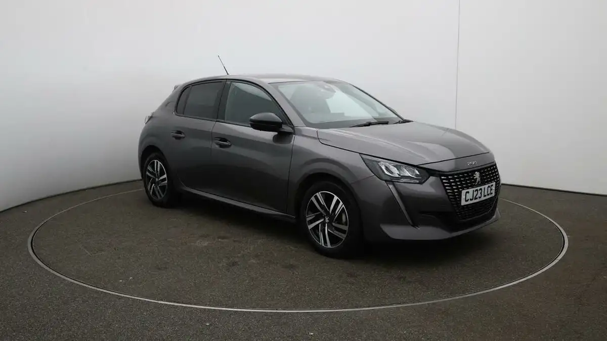 2023-peugeot-208-12-puretech-allure-premium-100ps-big-0