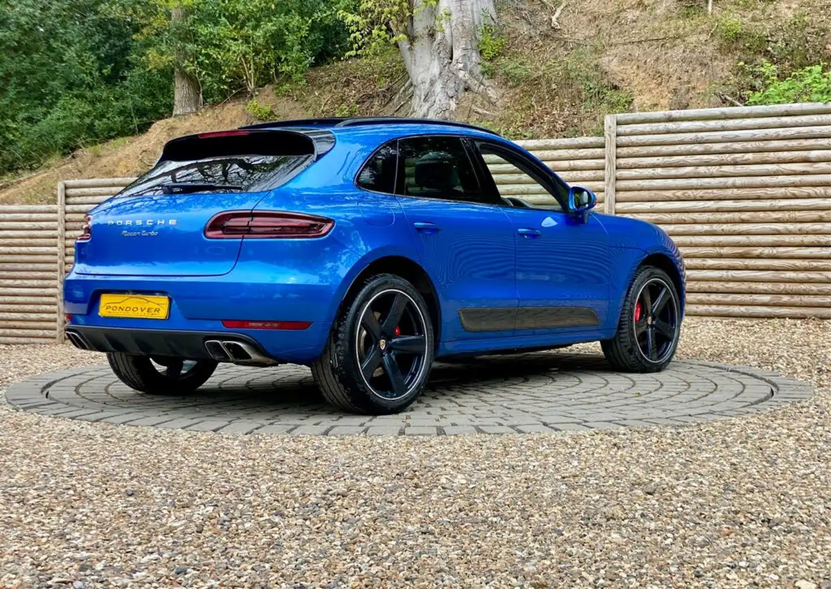 2016-porsche-macan-36-turbo-400ps-awd-big-16