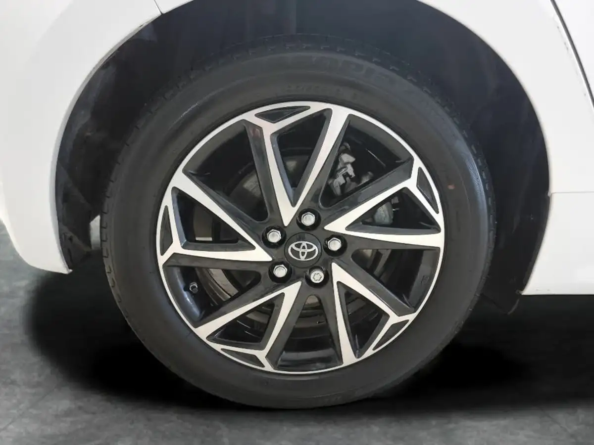 2022-toyota-yaris-15-vvt-i-design-big-23