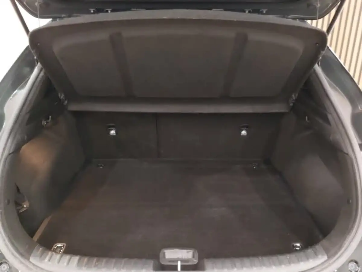 2021-kia-xceed-15-t-gdi-3-big-7