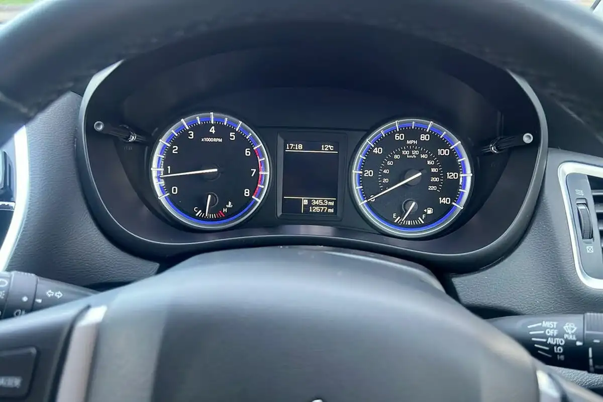 2021-suzuki-s-cross-14-boosterjet-sz-t-big-15