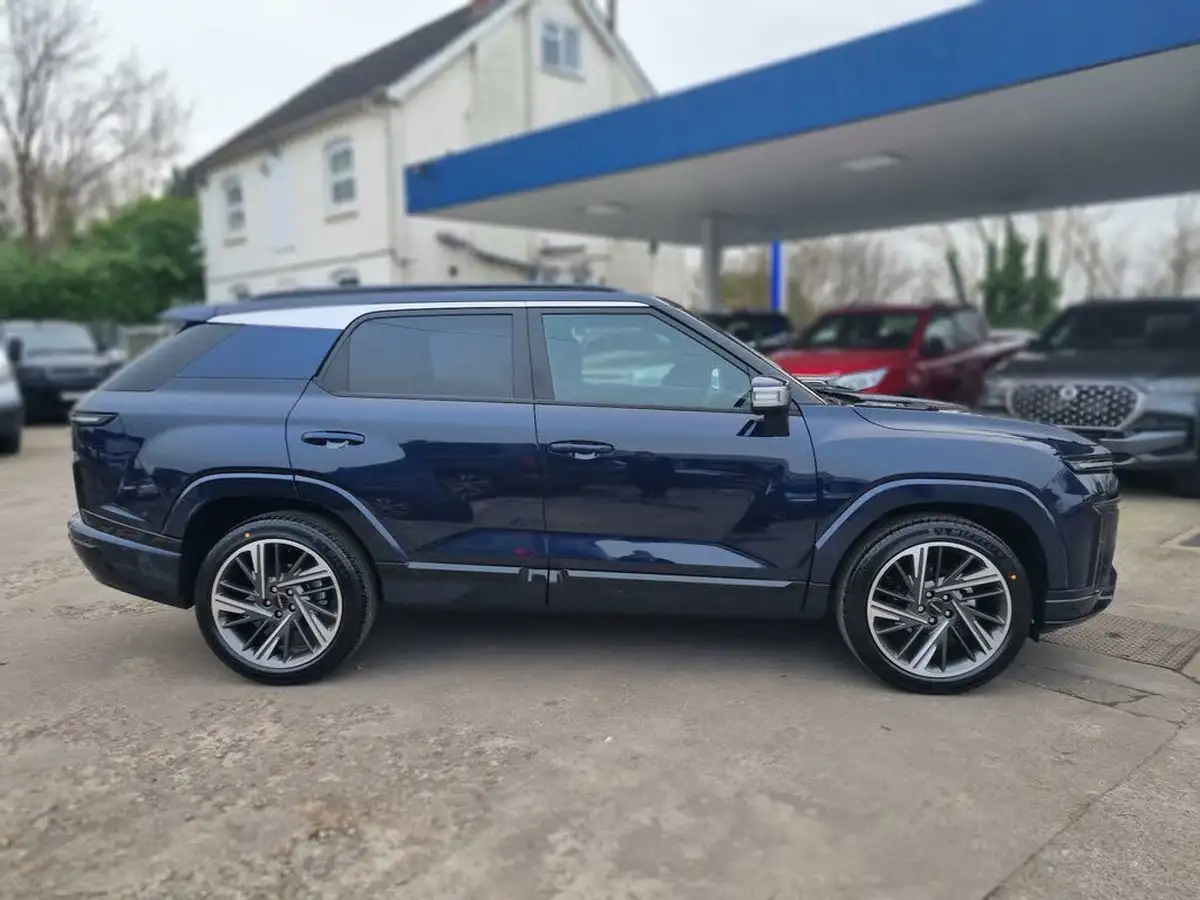 2025-kgm-ssangyong-actyon-15-k50-big-5