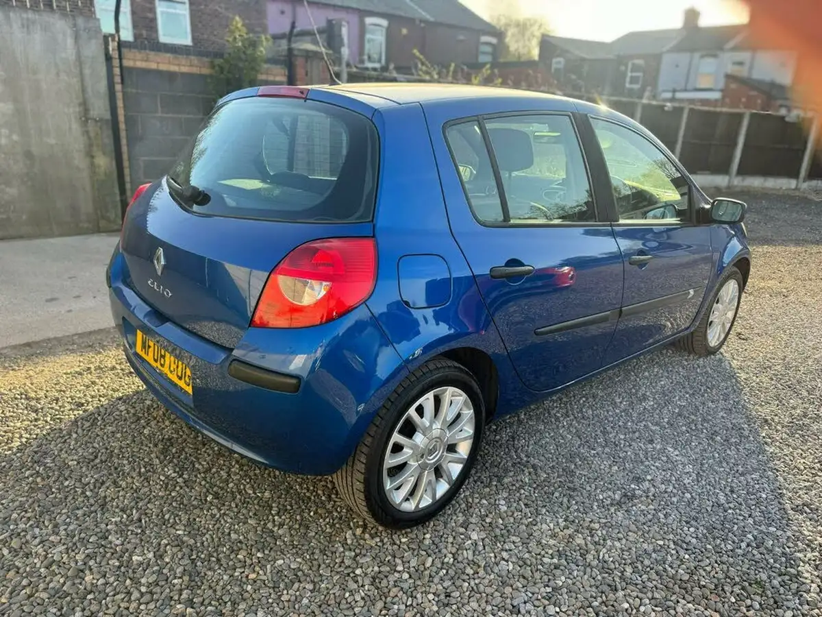2008-renault-clio-12-dynamique-16v-100bhp-hatchback-5d-big-9