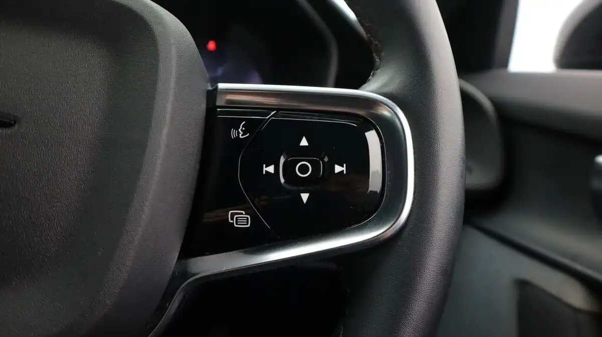 2021-polestar-polestar-2-e-ps2-300kw-long-dual-hatchback-big-24