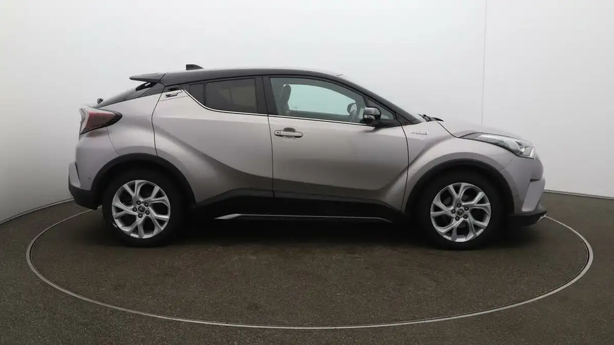 2019-toyota-c-hr-18-vvt-i-dynamic-big-40
