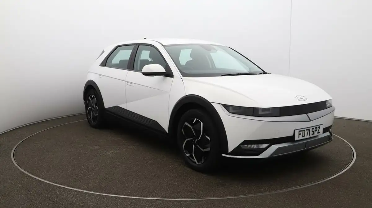 2022-hyundai-ioniq-5-e-se-connect-big-33