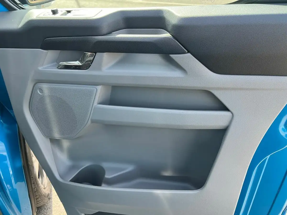 2025-ford-transit-custom-25t-320-l1h1-sport-phev-232pseu6e-panel-van-big-33