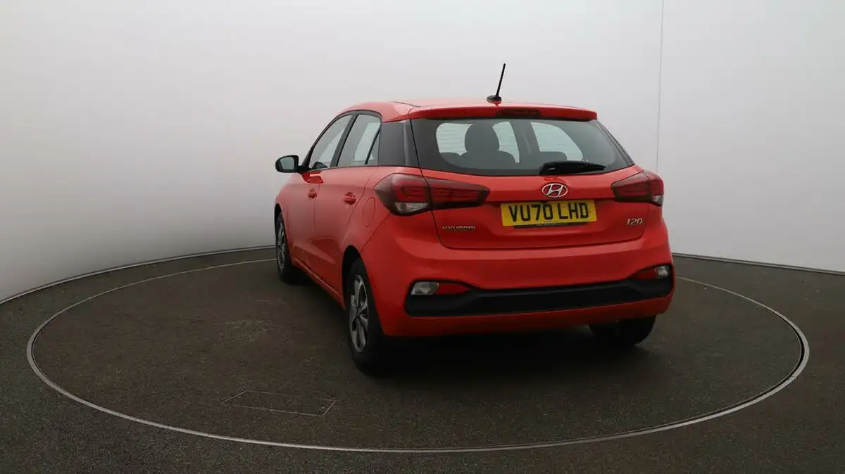 2020-hyundai-i20-12-se-big-52