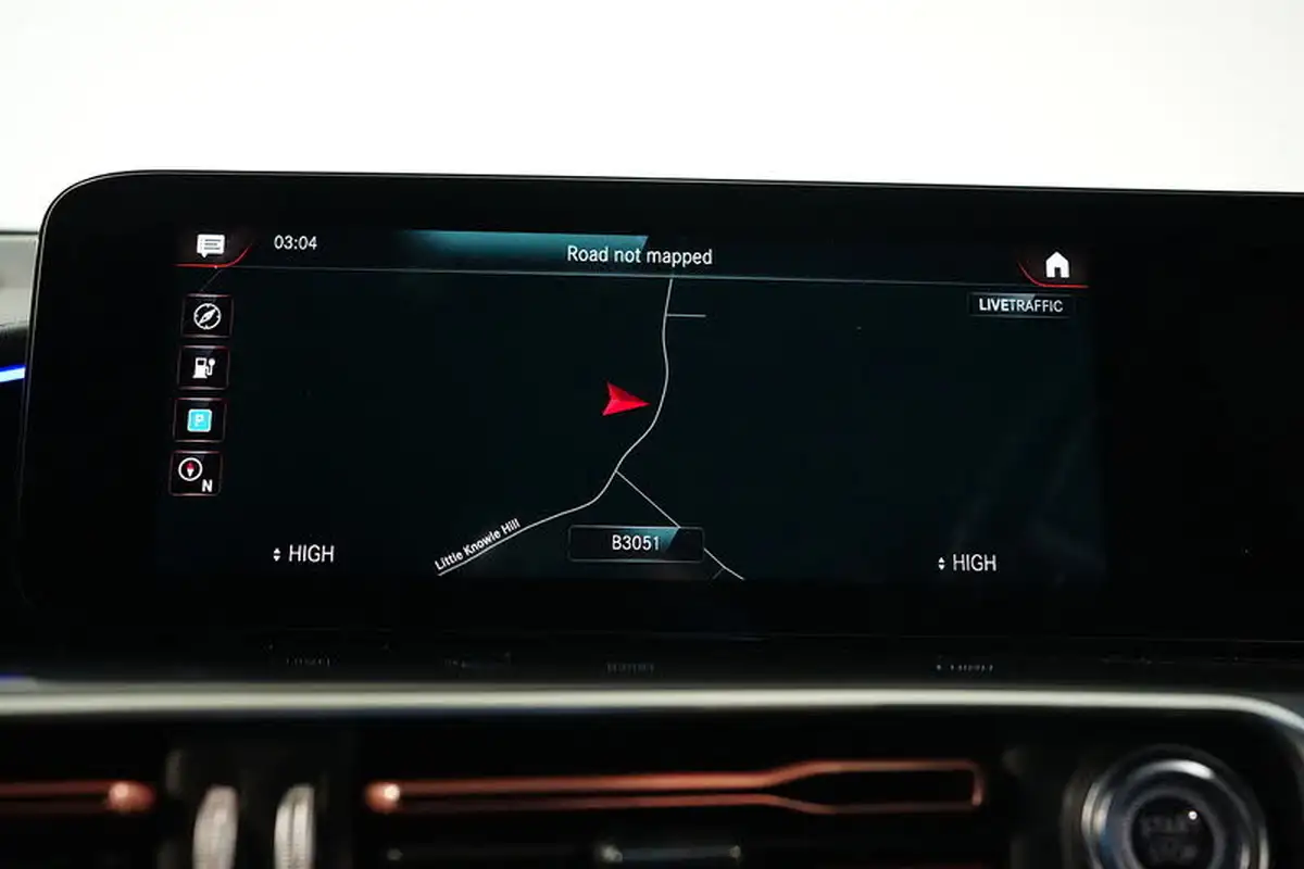 2022-mercedes-benz-eqc-e-eqc-400-amg-line-premium-plus-big-39
