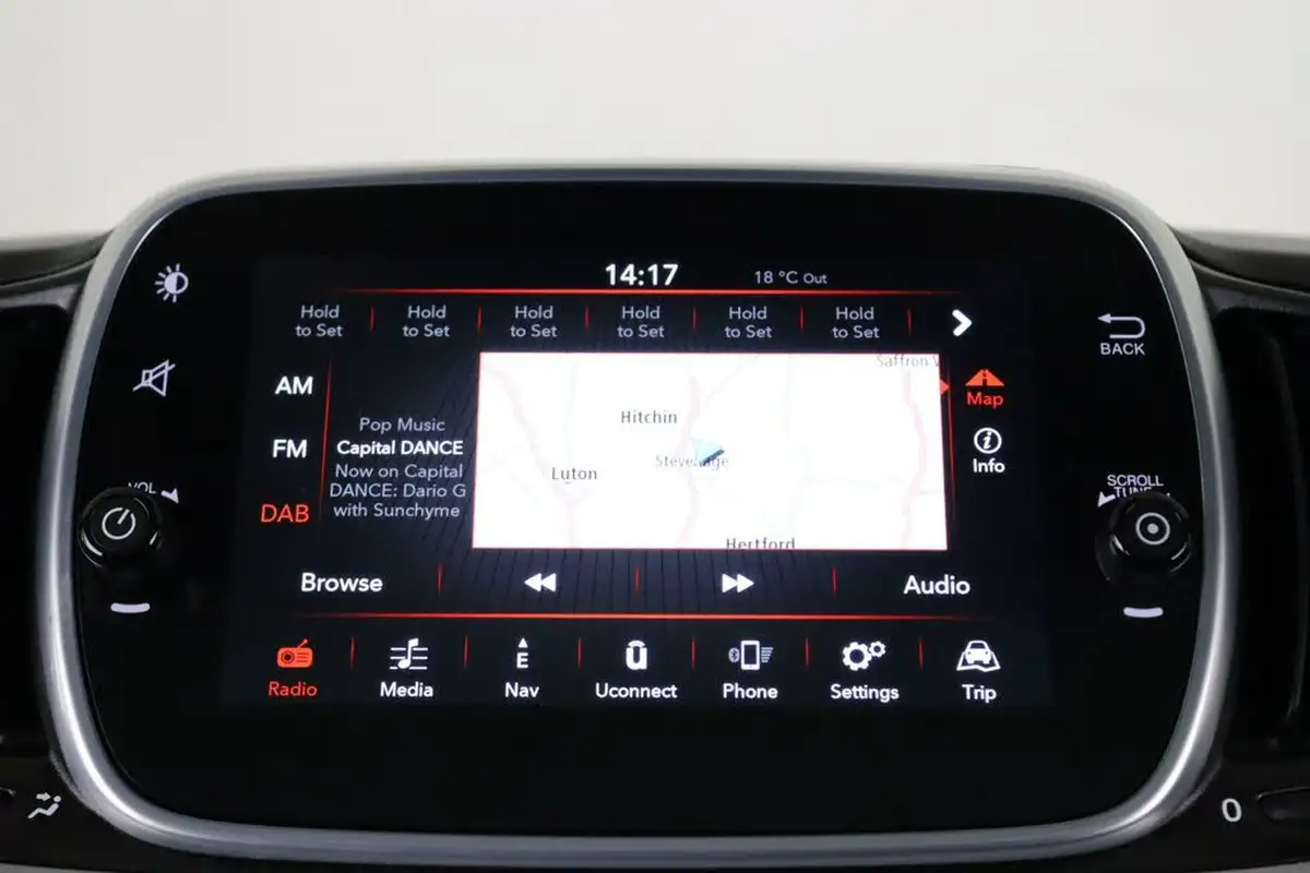 2020-fiat-500-10-launch-edition-big-22