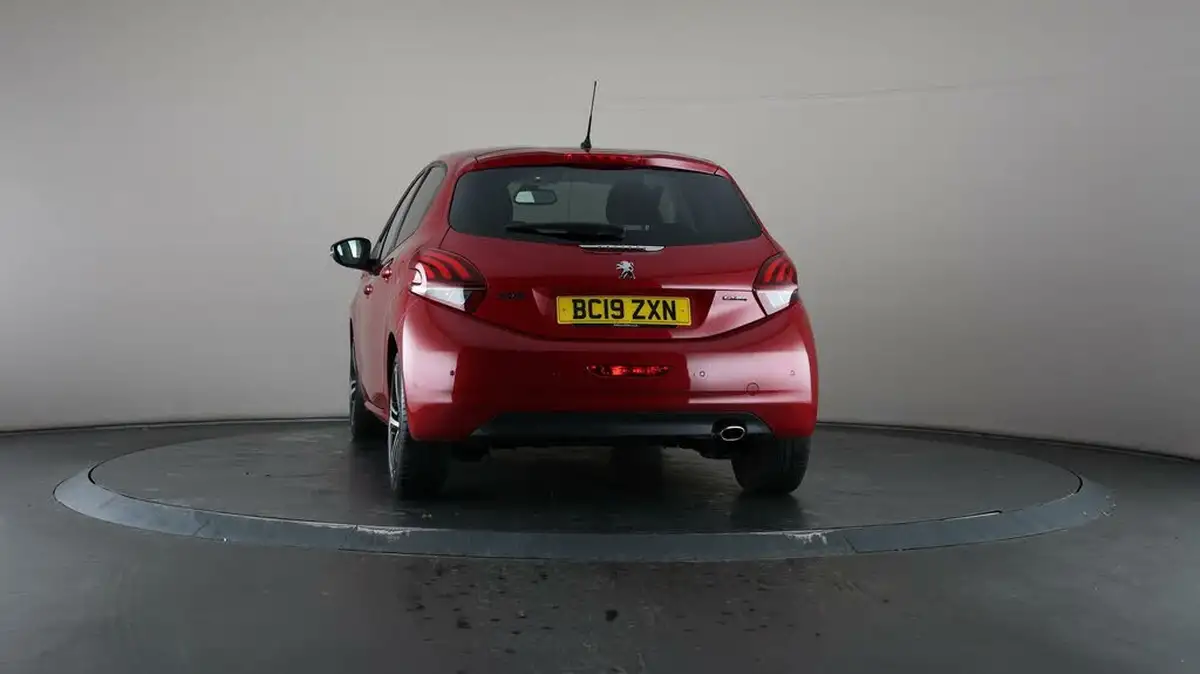 2019-peugeot-208-12-puretech-gt-line-110bhp-big-38