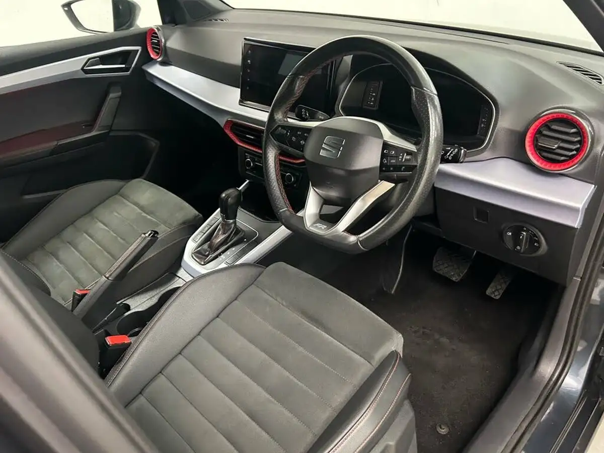 2022-seat-arona-10-tsi-fr-sport-dsg-big-11