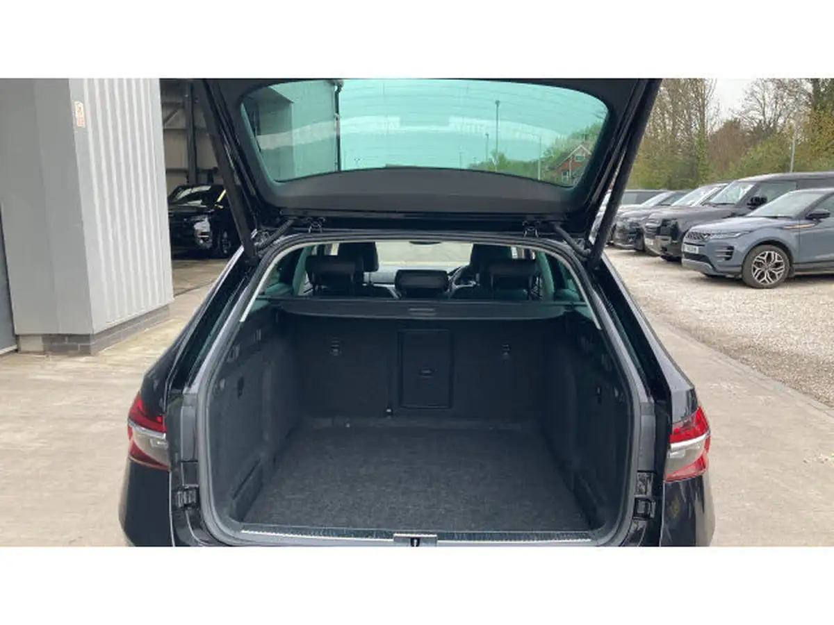 2023-skoda-superb-20tdi-se-l-200ps-estate-dsg-big-19
