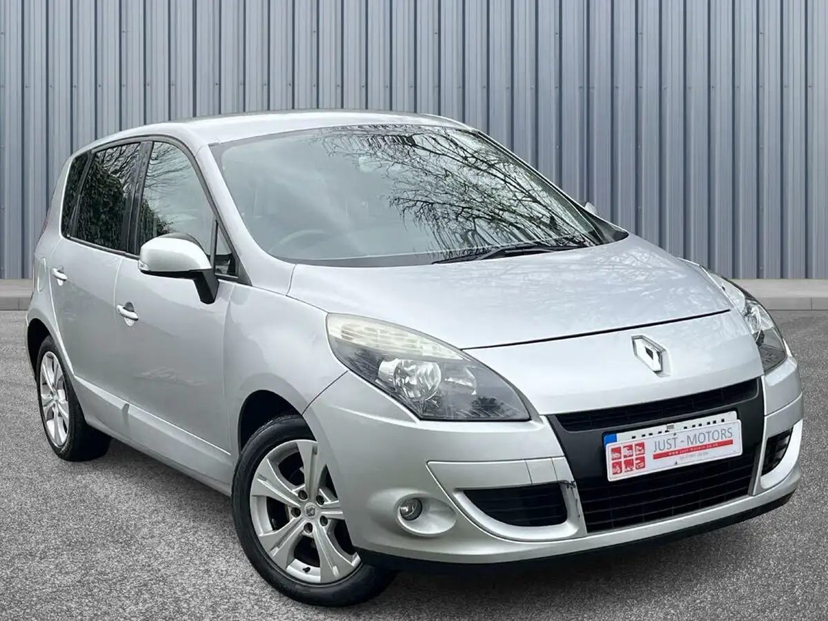 2011-renault-scenic-16-dynamique-tom-tom-big-0