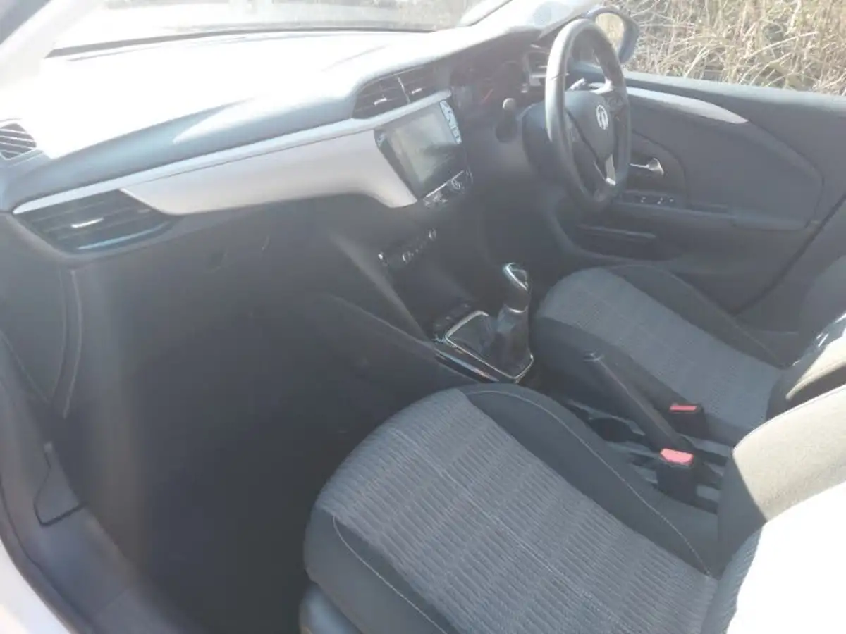 2022-vauxhall-corsa-12i-se-edition-big-4