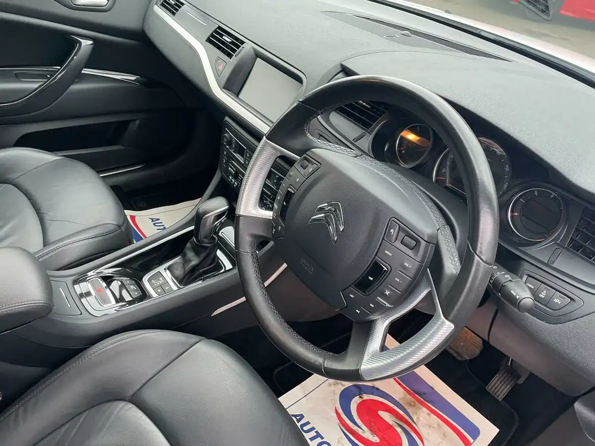 2013-citroen-c5-22hdi-exclusive-200-saloon-4d-big-9