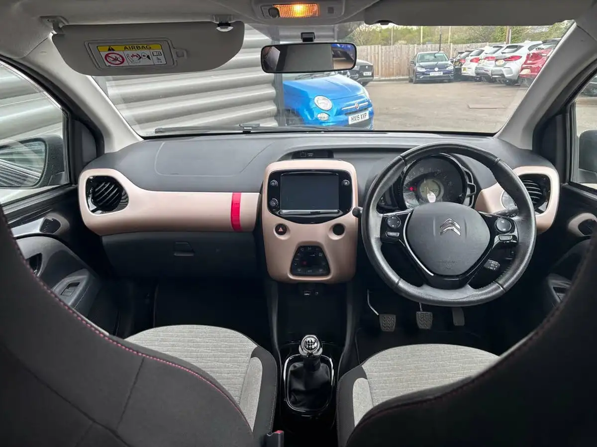 2018-citroen-c1-10-vti-elle-big-28