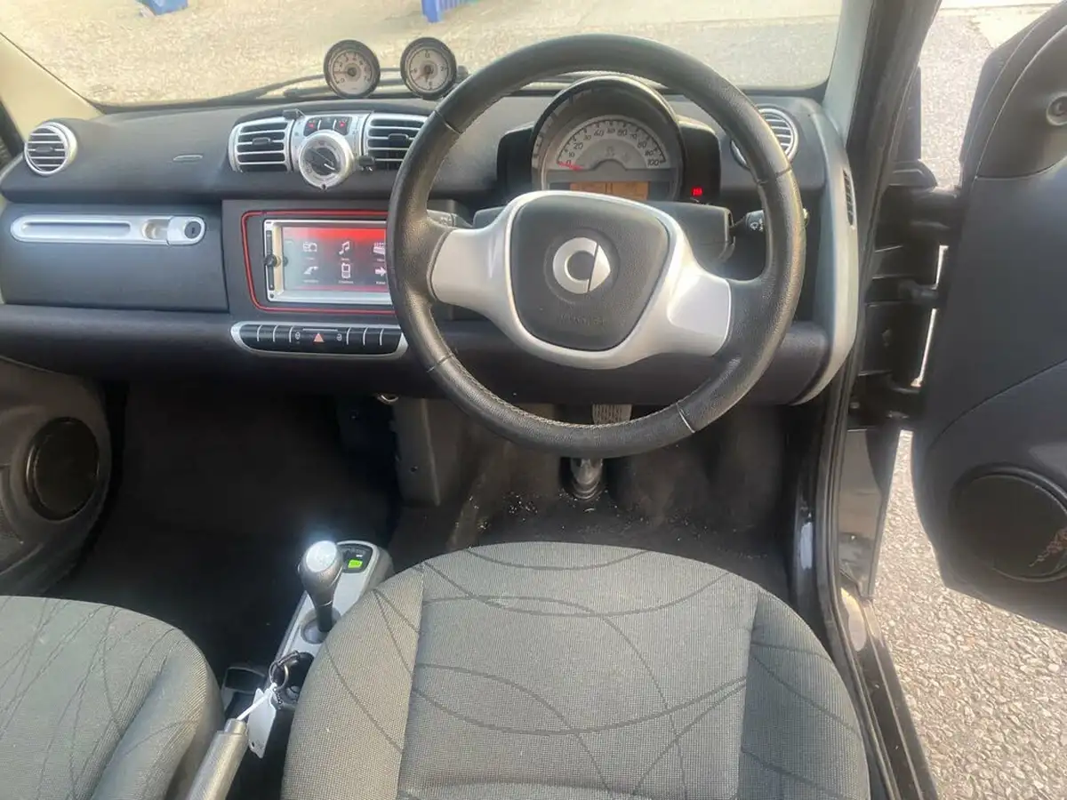 2013-smart-fortwo-10-passion-71bhp-coupe-big-10