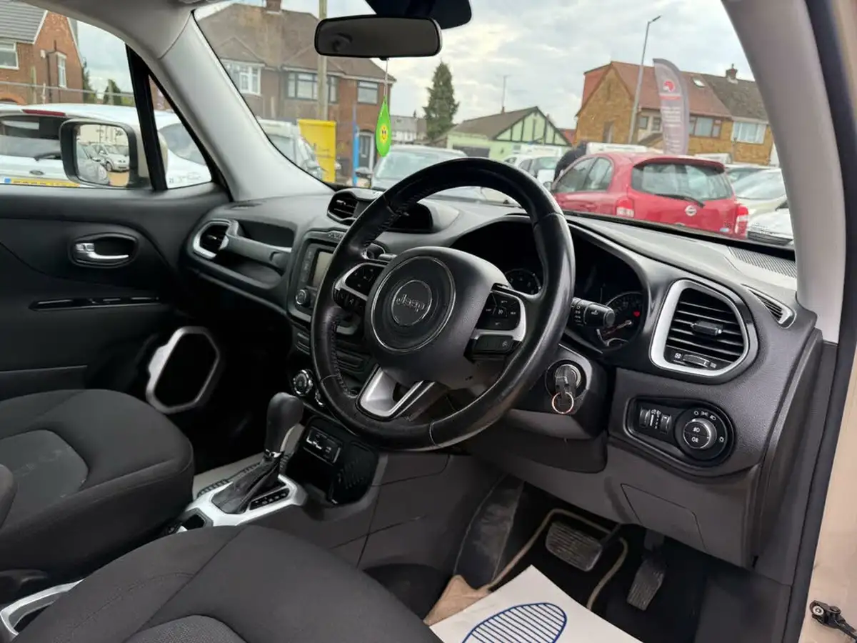 2016-jeep-renegade-14-multiair-ii-longitude-ddct-big-18