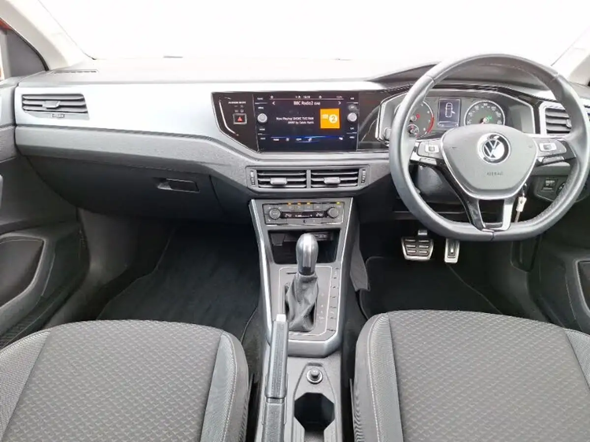 2021-volkswagen-polo-10-tsi-active-dsg-big-2