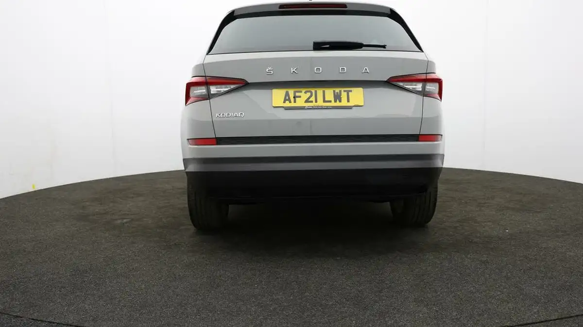 2021-skoda-kodiaq-15-tsi-se-l-dsg-big-45